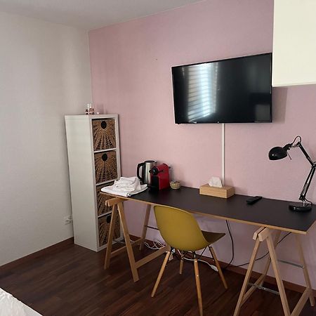 Schoene Doppelzimmer In Mandach Böttstein Esterno foto
