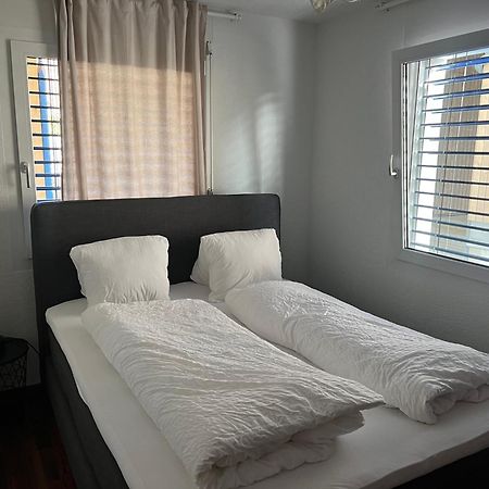Schoene Doppelzimmer In Mandach Böttstein Esterno foto