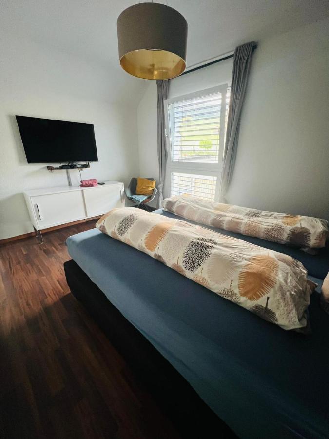 Schoene Doppelzimmer In Mandach Böttstein Esterno foto